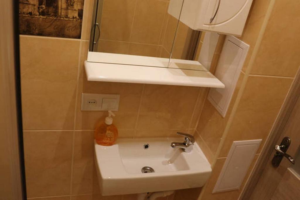 Horodotska 60 Apartment ลวีฟ ภายนอก รูปภาพ